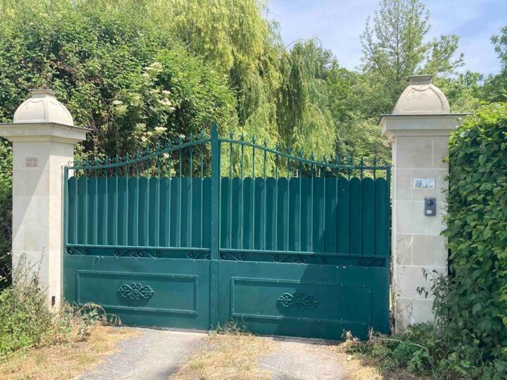 272 Le Valon Apartment Blou Luaran gambar